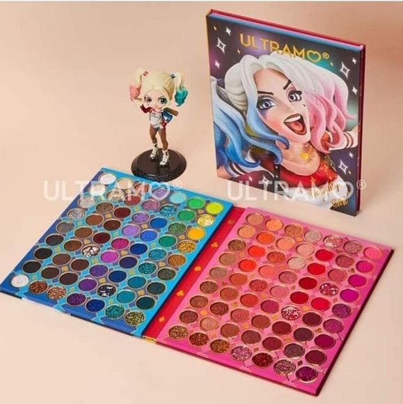 Ultramo Harley Quinn Large Eyeshadow Palette - Picture 2 of 3